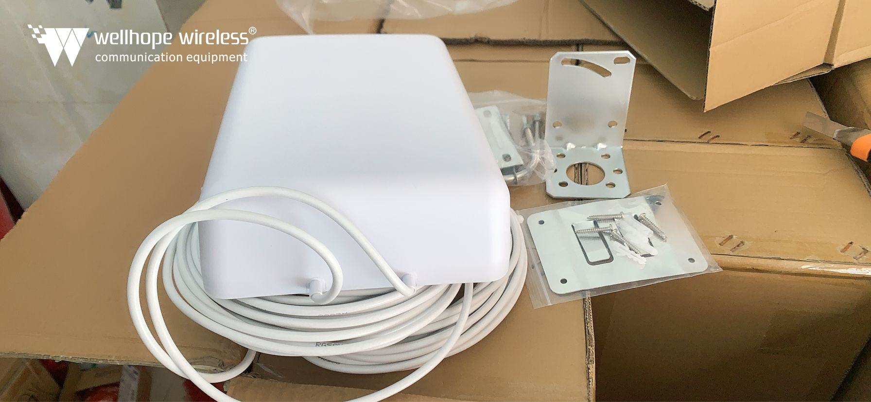 2024-5-29 5G+wifi indoor and outdoor Patch antenna WH-5G-WiFi9X2 200PCS on process